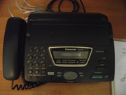 Факсимильный аппарат Panasonic  КХ-FT76 в рабочем состоянии. 